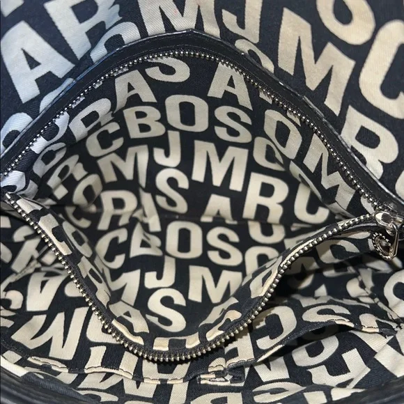 Marc by Marc Jacobs Classic Q Natasha Crossbody Bag Purse Black Silver Hardware